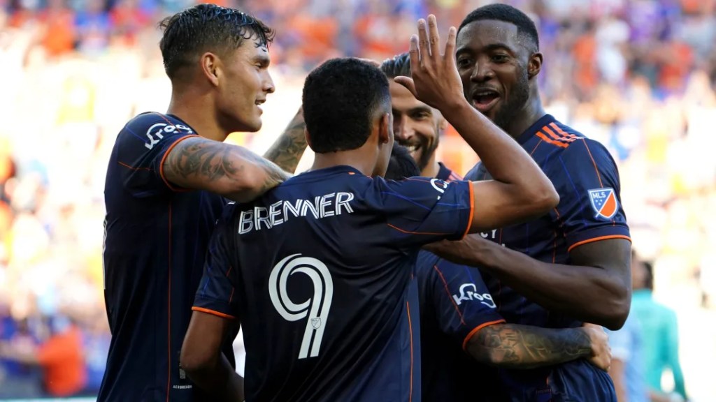 Weekly Preview: football, a friendly and&nbsp;more